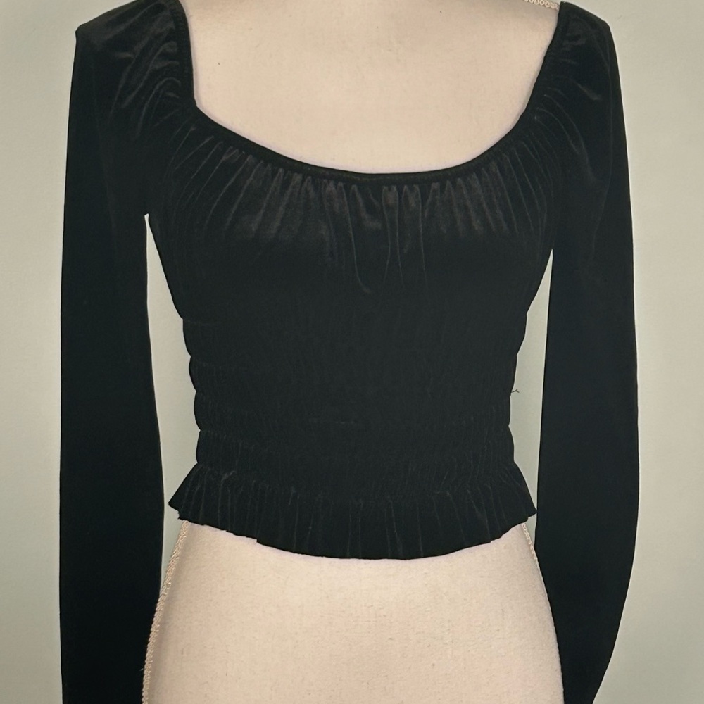 Aqua by Bloomingdale’s Velvet Smocked Long-Sleeved Crop Top